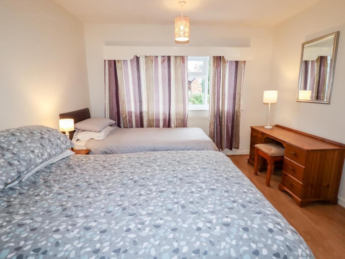The Hawthorns Villa Chester Ngoại thất bức ảnh